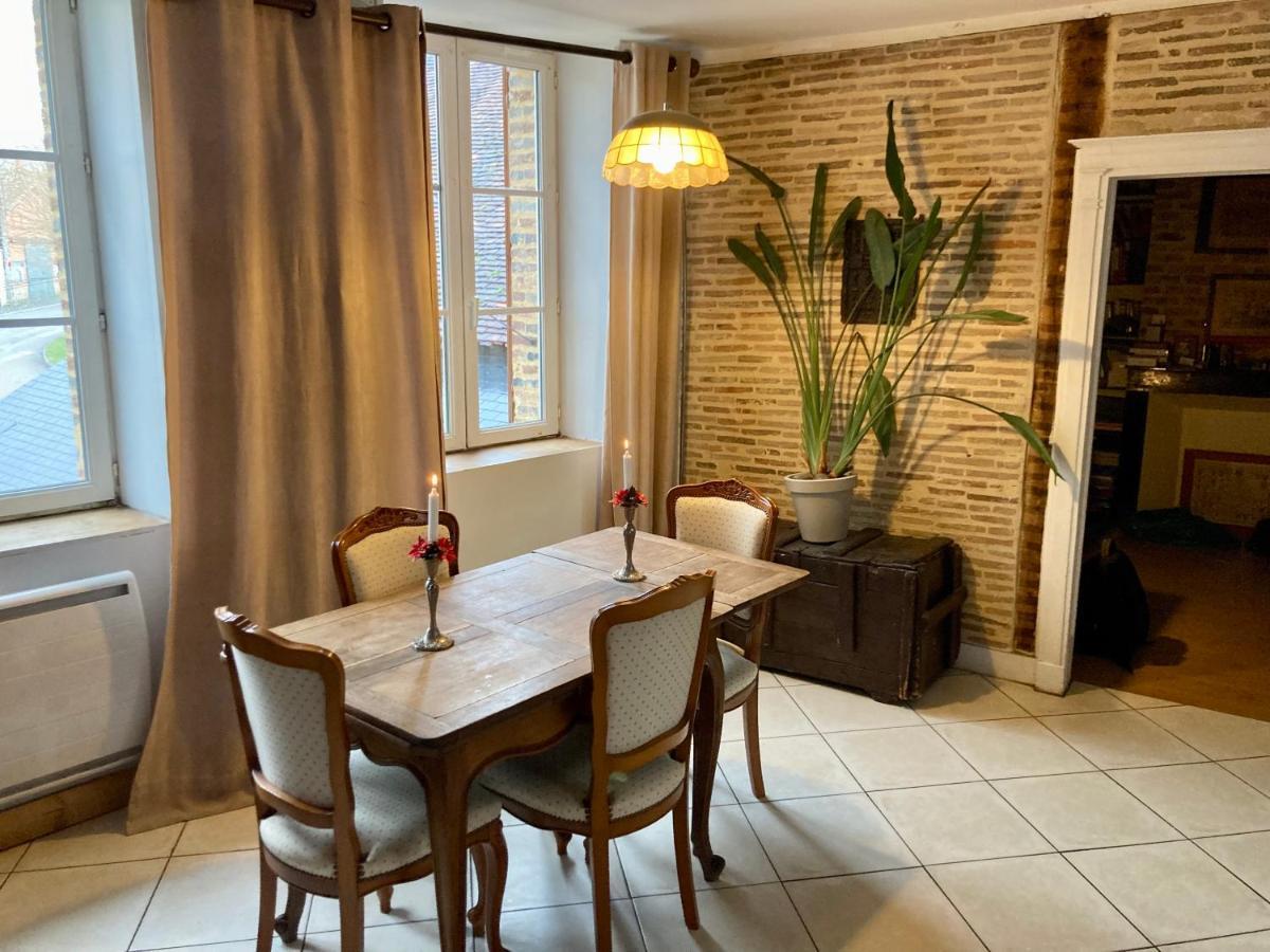 Villa L Annonce N Est Pas D Actualite Ne Pas Prendre De Reservation Saint-Fargeau  Exterior foto